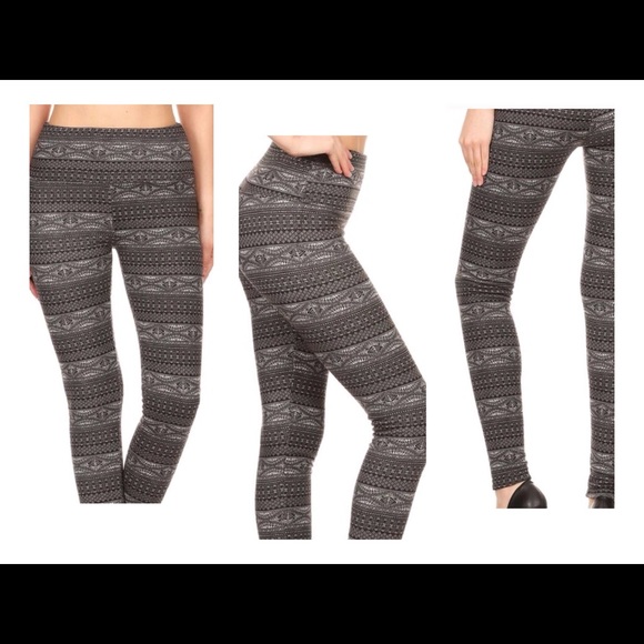 ❄️Lovely Winter Gray Leggings  ❄️ 1 Left - Picture 3 of 5